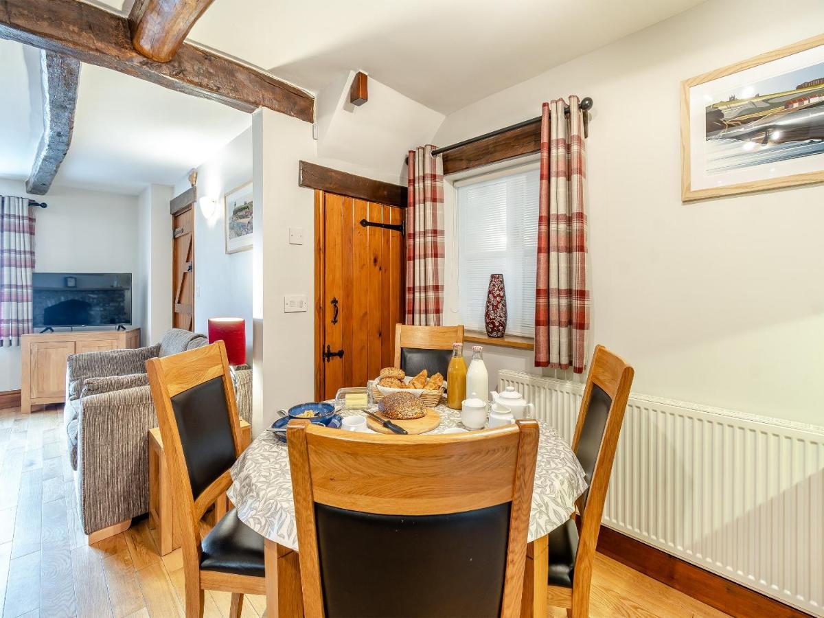 Nans Cottage - Uk43350 Whitby Exterior photo